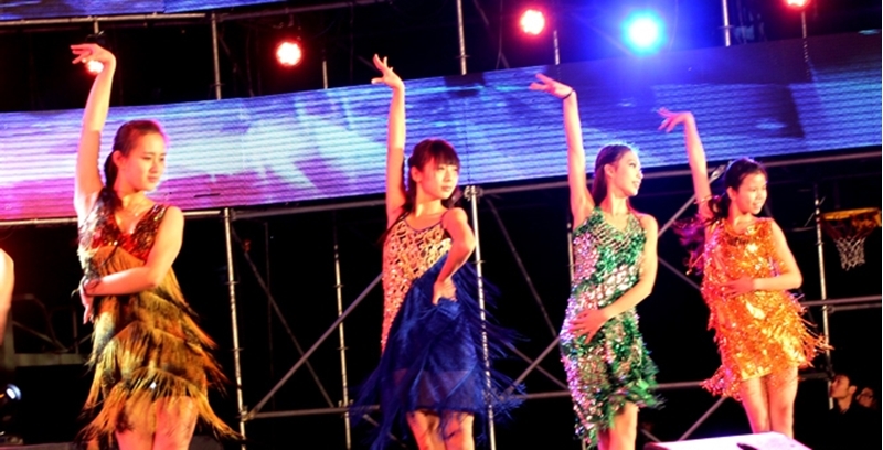 㽭ѧУ԰